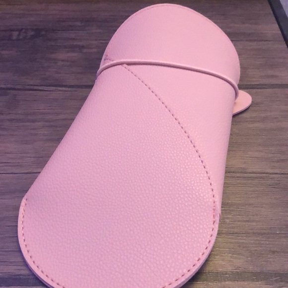 Makeup brush holder with elastic band - Picture 4 of 6